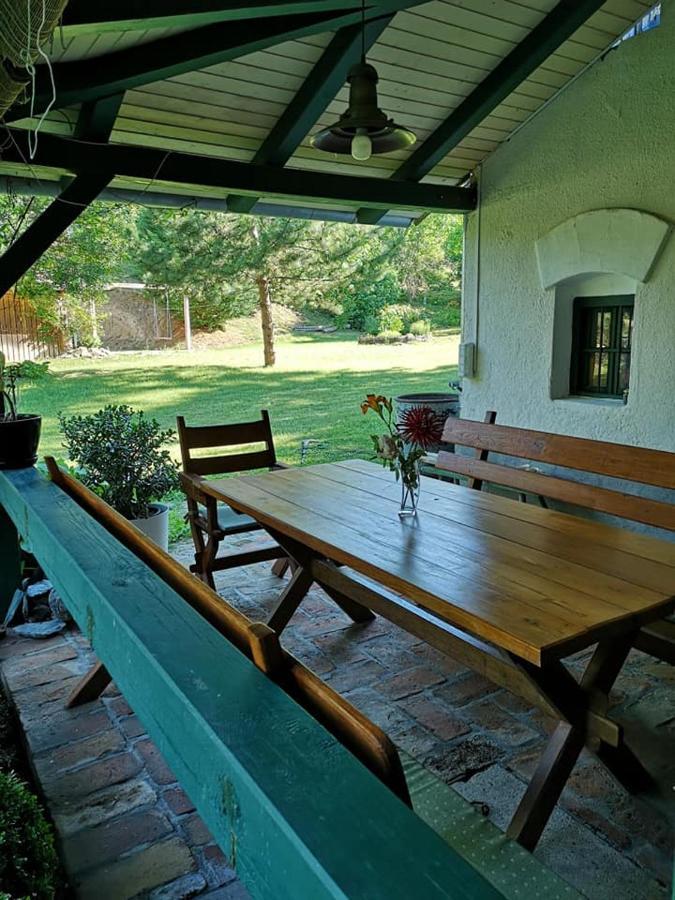 Nyugalomsziget Villa Kotcse Ngoại thất bức ảnh