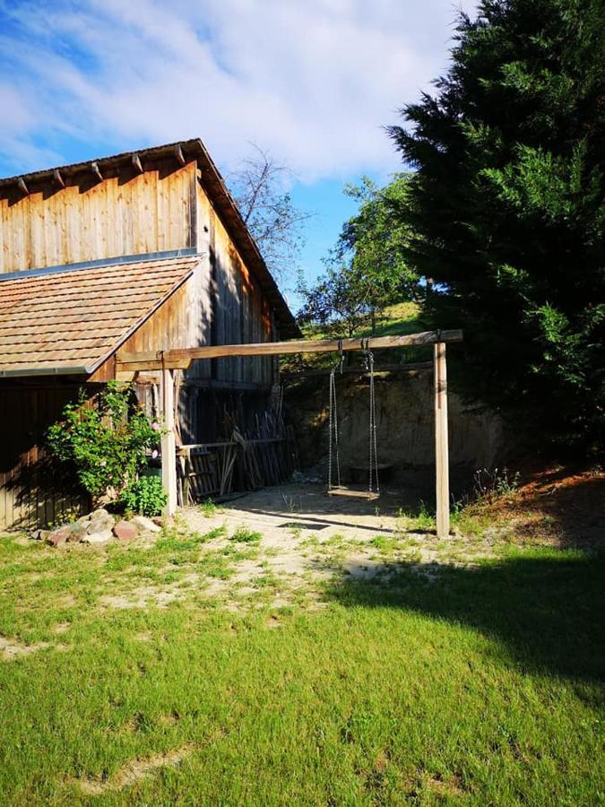 Nyugalomsziget Villa Kotcse Ngoại thất bức ảnh