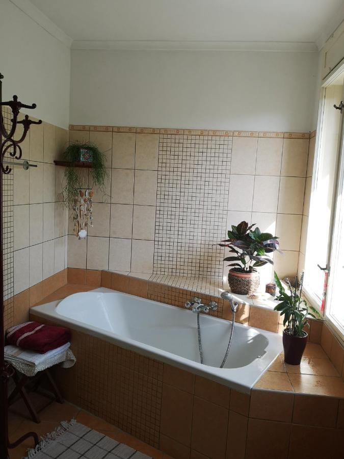 Nyugalomsziget Villa Kotcse Ngoại thất bức ảnh